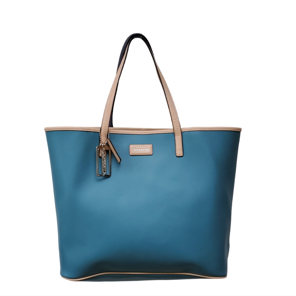 Coach Park metro tote F24341